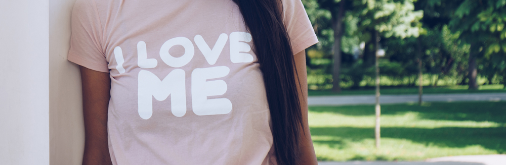 T-shirt giveaways for readers